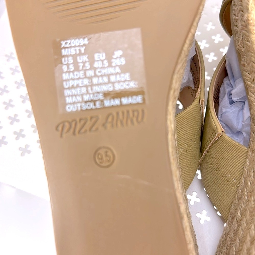 Pizz Annu Women's Tan 2.5” Wedge Heels Sandals Size 10 Slip On - Picture 6 of 7